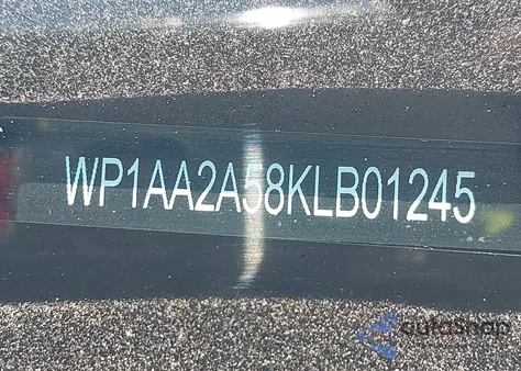 2019 Porsche Macan z USA, uszkodzony, nr VIN WP1AA2A58KLB01245